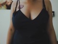 Mexicana tetona mostrandole sus enormes tetas a su novio