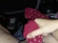 Padrona masturba lo schiavo con calzini rossi e poi li indossa (Onlyfans: Mistress Darkshine)