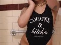 Caramel Vibrating Pussy in Shower