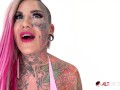 Evilyn Ink gets lubed up and rides the tremor