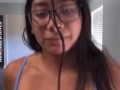 MILF Big tit YouTuber running boob bounce mommy’s tit 