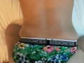 【個人撮影】派手な下着でパンツずらし挿入中出しセックス！