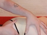 сняла трусики и трахнулась пальцами и членом         