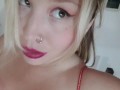Cristy girl plays with her natural tits. Do you like it? Give me your score.