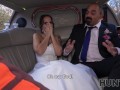 HUNT4K. Random passerby scores luxurious bride in the wedding limo