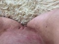 MEINE FÜSSE NÄHER BERÜHREN