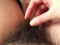 染みパンツの中の剛毛なマン毛をフワフワ撫でてるだけ【個人撮影】