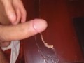 Chico caliente fantasea follando y cacheteando a su madrastra así - Calie29