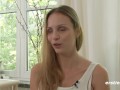 Model aus Wien masturbiert schmackhaft vor Kamera
