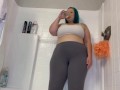 I Already Have to Pee but I Keep Drinking Until I Wet My Leggings!