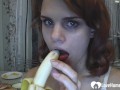 Brunette babe show's her sucking skills on banana