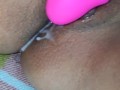 MORRITA DE 18 MASTURBANDOSE CON SU PRIMER VIBRADOR 