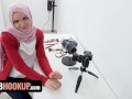 Hijab Hookup - Muslim Stepsis Naudi Nala Makes Up To Stepbro With Gagging On His Big Dick