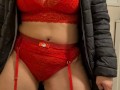 Brazilian bitch wife with black jacket and red garter belt. Crazy to give the pussy.
