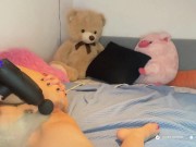 USES A MASSAGER TO BE VIBE HER SLIPPERY PUSSY I PERFECT PUSSY