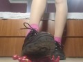 ГИГАНТСКИЕ НОЖКИ КРАШ ФЕТИШ УНИЖЕНИЕ МАЛЕНЬКОГО РАБА ENG