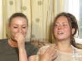 Ersties: Sofie und Tamara - das erste Mal lesbischer Sex