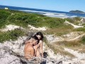 Turista Pede Informação e Ganha Foda Gostosa Na Praia