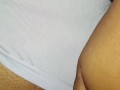 Latina +18 se pone medias de rayas y hilos azules para una rica follada en mi cuarto..!