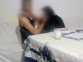 ملفاية مصرية وهي بتاكل و تتفرج في مسلسل محمد رمضان العمدة يعزم عليها عيل ابن زوجها نيكة بعد رفض