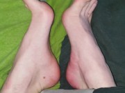 Bewundere meine Füße 🦶