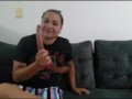 deléitense de cómo nos vamos a comer los coños y a usar juguetes sexuales mi hermanastra y yo