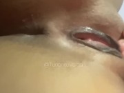 Mi hermanastra me espera bien caliente en la cama!