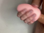 Batendo Punheta com Masturbador Masculino Anal Egg Ass