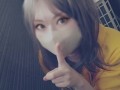 ベランダでフェラ抜きするルーズソックスギャル