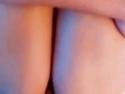 Llame a Mi MEJOR AMIGA para que me hiciera Compañia en la casa y Se Fue Con Mi SEMEN ADENTRO