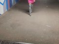 Очень сексуально поет