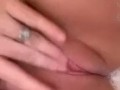 wet pussy play in bubble bath