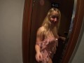 Une Ado Française Blonde Au Gros Cul Se Fait Défoncer Par Son Voisin d'Hôtel Pour Des Baskets Dior !