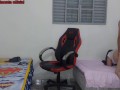 colega de quarto se troca perto do nerd, ele acaba fodendo ela na cadeira gamer.