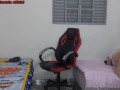 colega de quarto se troca perto do nerd, ele acaba fodendo ela na cadeira gamer.