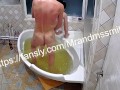 выпей вина и расслабься. сейчас я буду тебя трахать