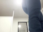 MUJER CULONA SALE A TRABAJAR EN CLINICA