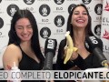 MIELCITA Y ALMENDRA CHUPAN LA BANANA EN EL CUARTO PICANTE