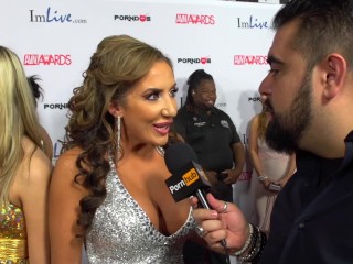 PornhubTV Richelle Ryan Red Carpet 2015 AVN Interview