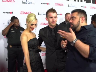 PornhubTV Sophia Knight & Danny D Red Carpet 2015 AVN Interview