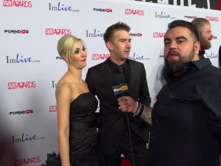 PornhubTV Sophia Knight & Danny D Red Carpet 2015 AVN Interview