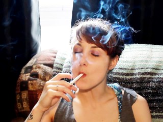 Smoking menthol in the sun