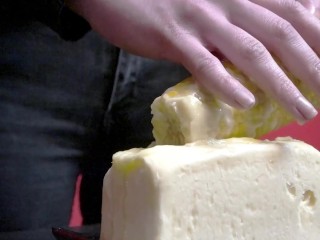 huge group of kernels takes buttery load