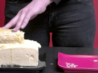 huge group of kernels takes buttery load