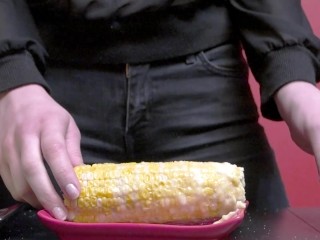 huge group of kernels takes buttery load