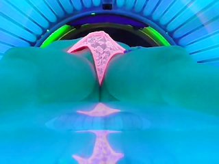 HUGE SQUIRTING MILF  CAUGHT GIRL MASTURBATE AMATEUR ORGASM SQUIRT