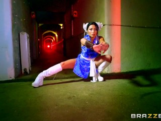 Sex Fighter: Chun Li vs. Cammy (XXX Parody) - Brazzers