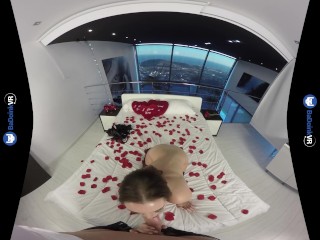 BaDoink VR 180 - Heart Shaped Ass: Zoe Doll's Booty 