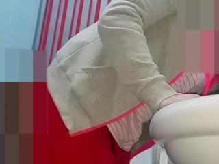 Italian Girl stinky fart in man face pt2