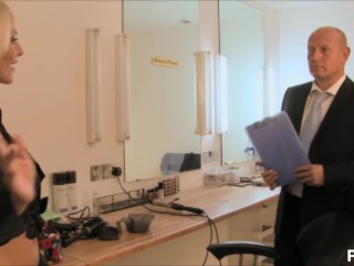 cut and blow disk 1 - Scene 4